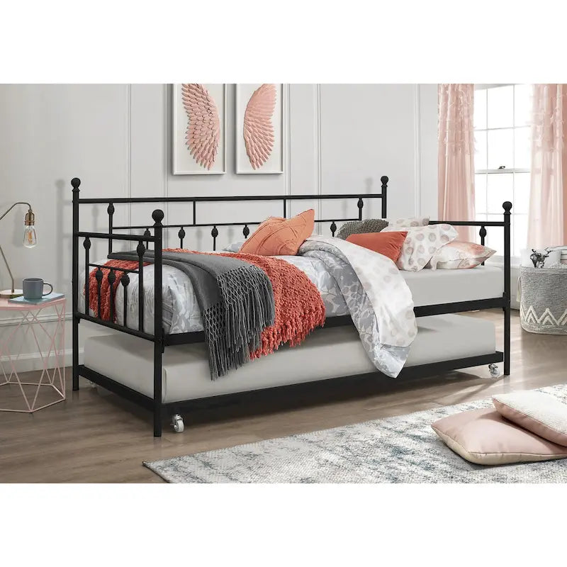   Twin Metal Daybed with Trundle